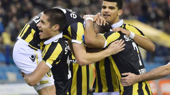 情赛场上 情赛场上